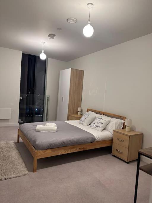 Stylish 2 Bedroom Apartment Manchester Zewnętrze zdjęcie